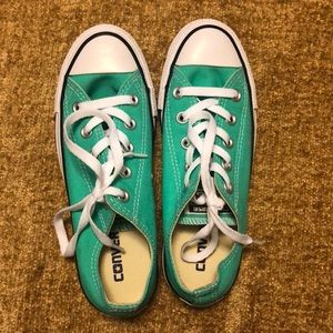 Turquoise converse shoes